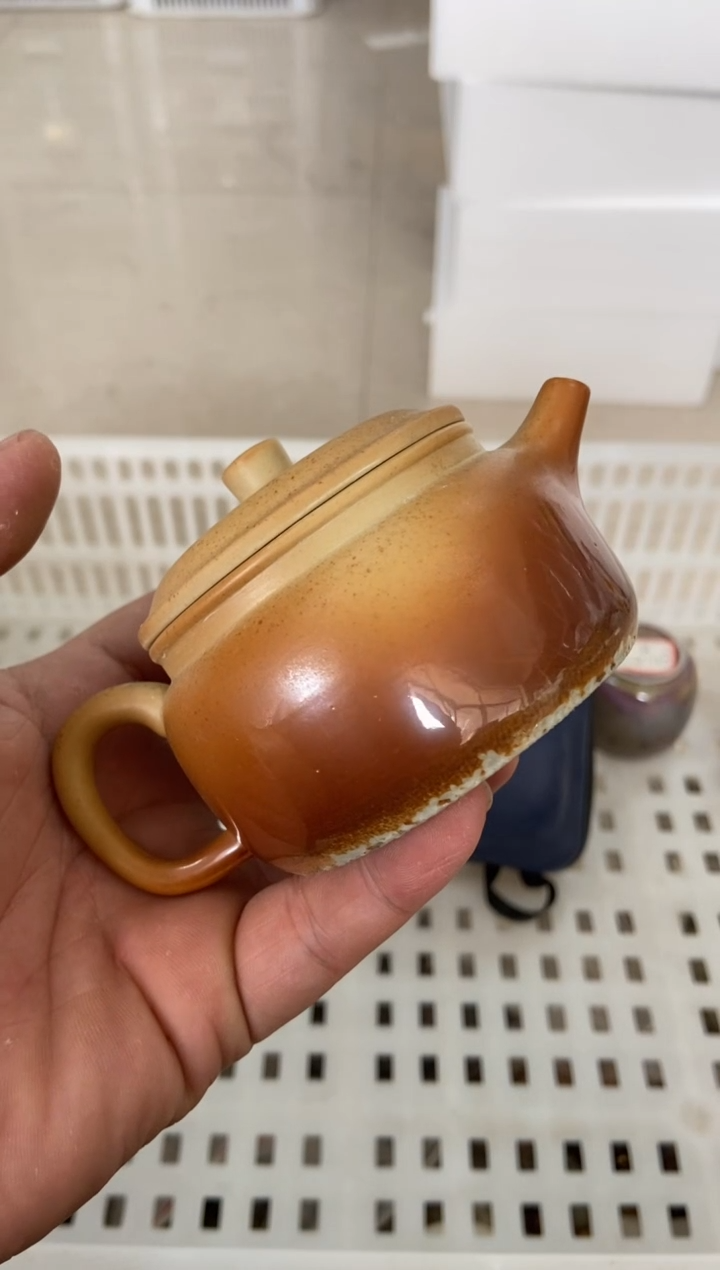 杯无运费险有瑕疵的摄影的产品有使用过的痕迹有点脏介意勿拍