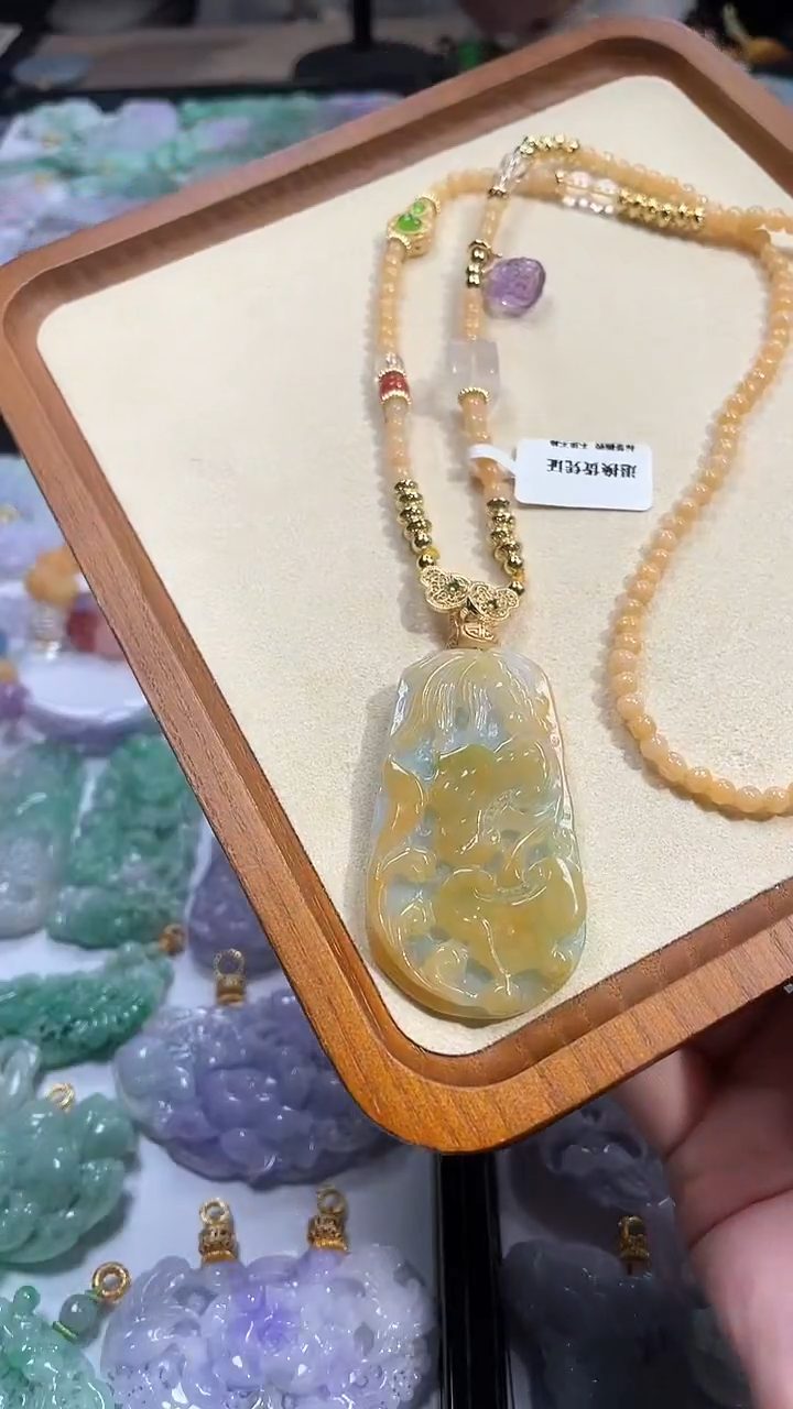 【闪购商品】翡翠颈饰未镶嵌吊坠