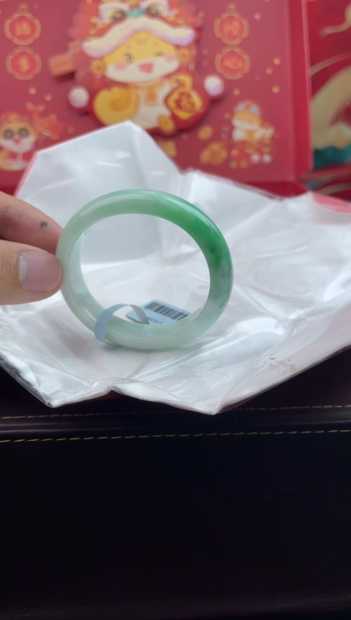 【闪购商品】翡翠手镯（贵妃镯）未镶嵌2翡翠手镯50