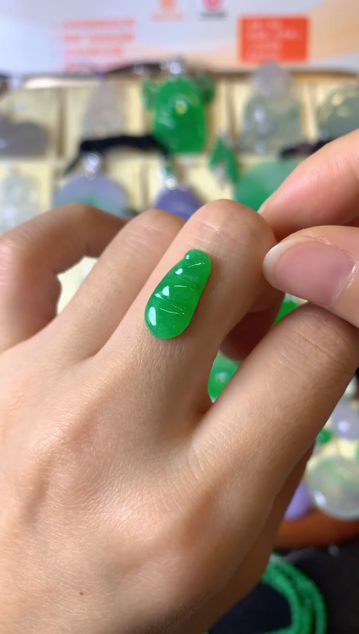 【闪购商品】定制翡翠未镶嵌1裸玉（客户意向镶嵌）