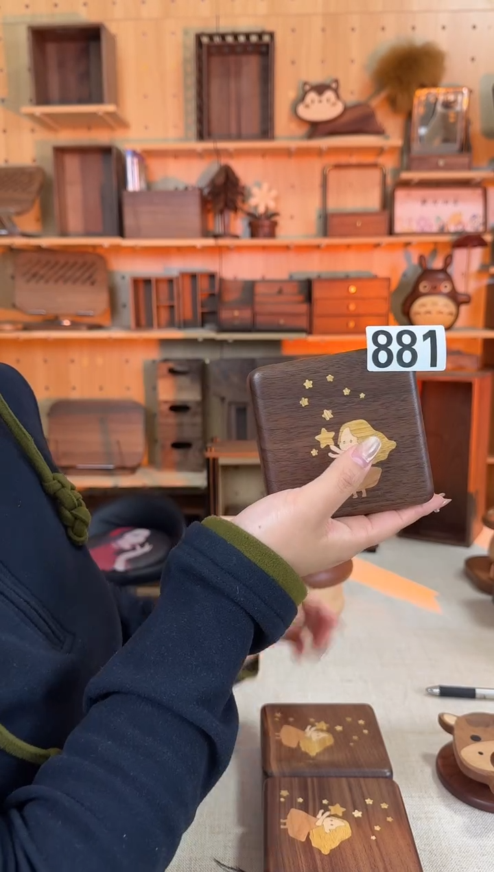 木881北美黑胡桃小女孩实木单层首饰盒