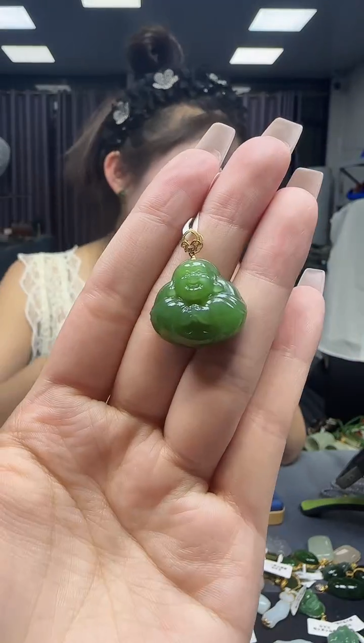 和田玉18K金镶嵌挂件1
