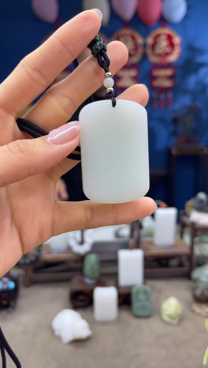 【闪购商品】和田玉颈饰未镶嵌1