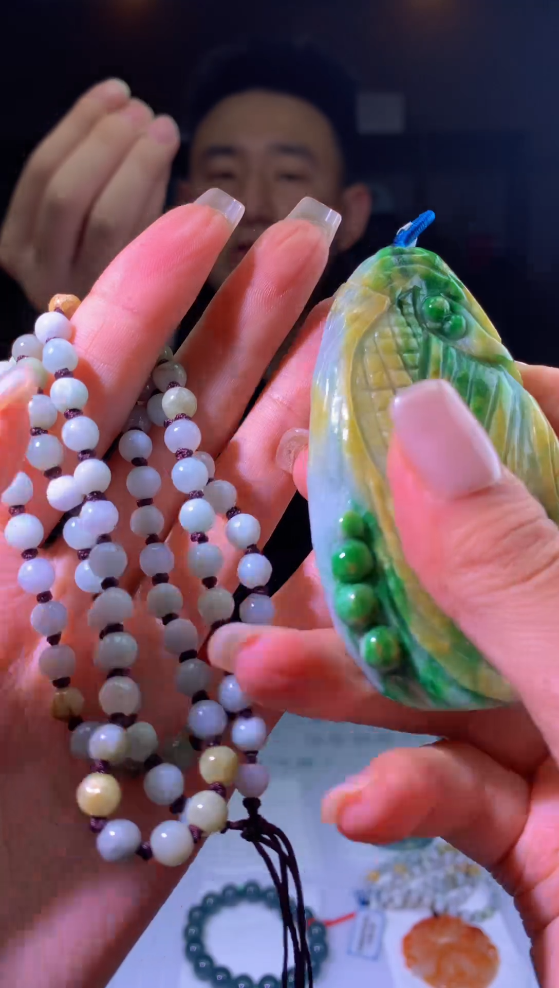 翡翠未镶嵌颈饰净货