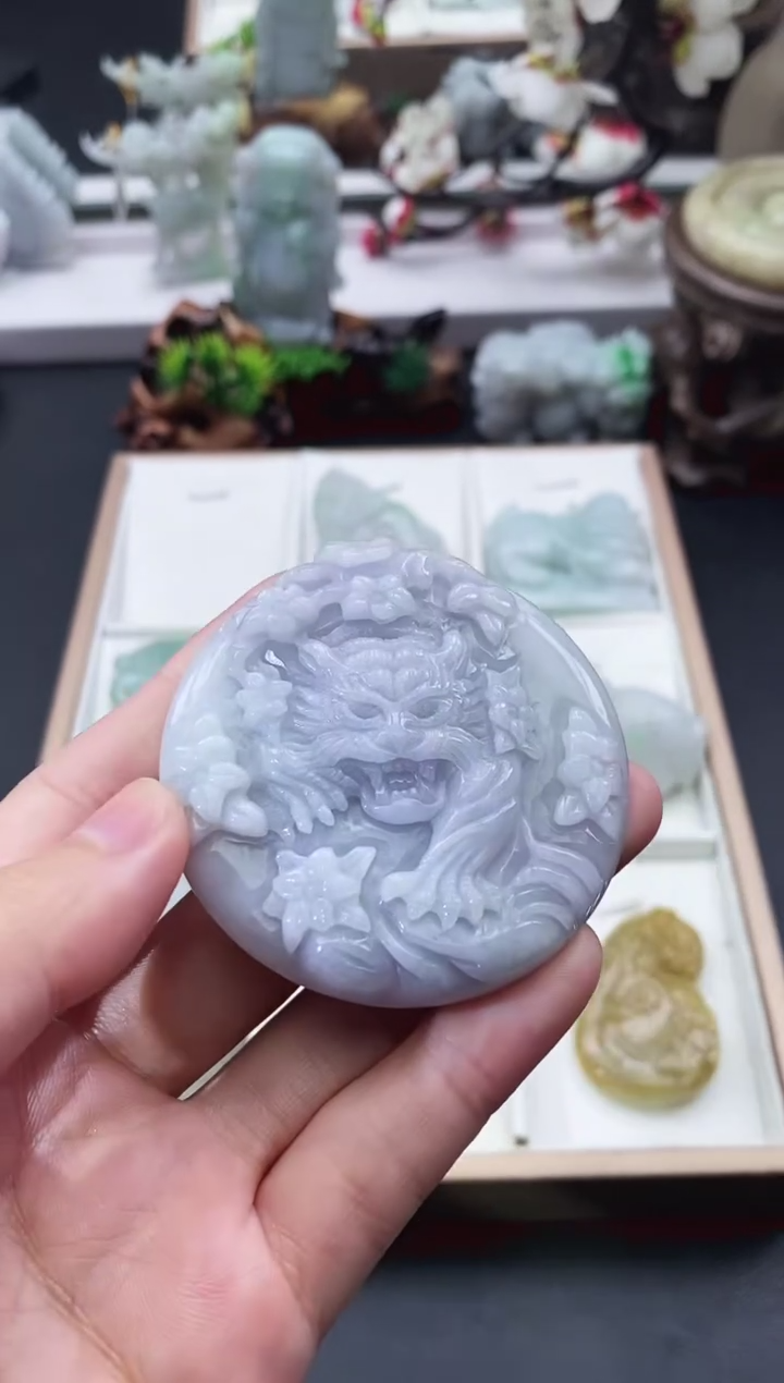翡翠未镶嵌颈饰天然缅甸A货翡翠