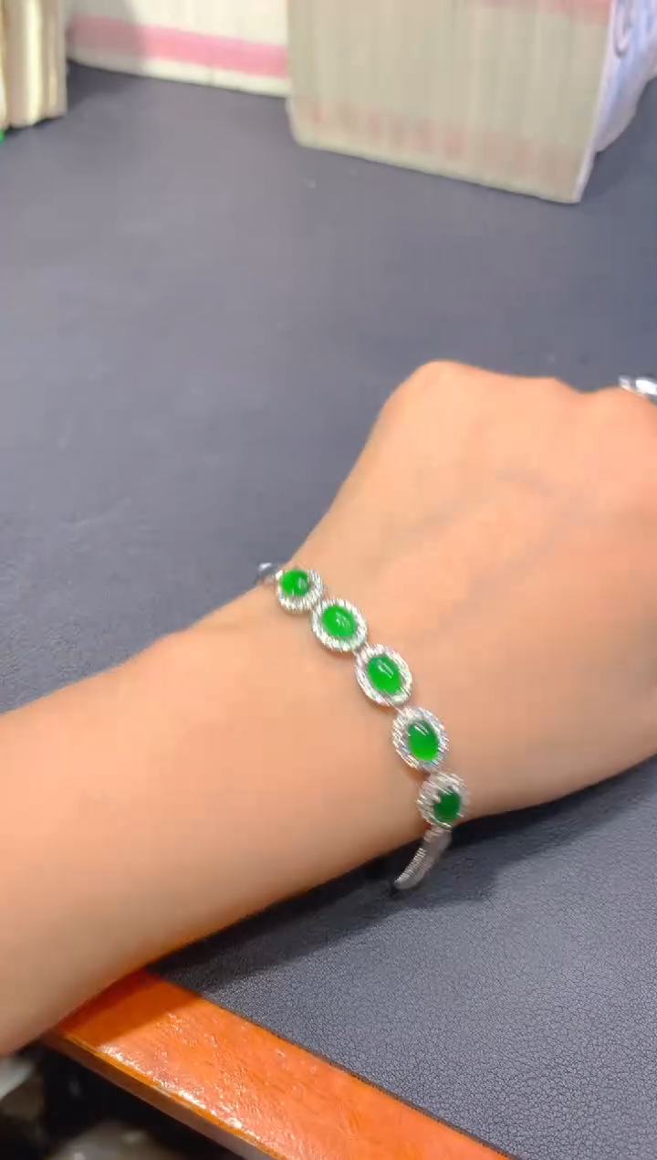 【闪购商品】定制翡翠未镶嵌94多样性发货（发其一）