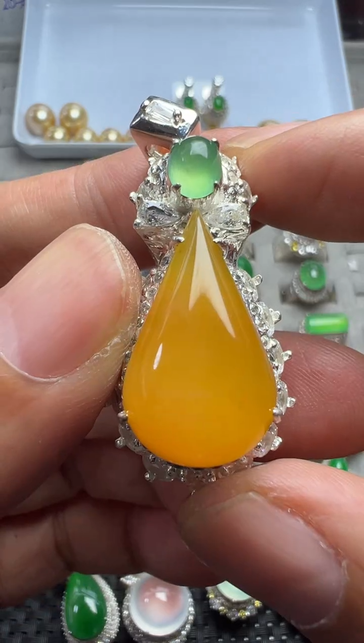 【闪购商品】定制翡翠未镶嵌缅甸A货翡翠