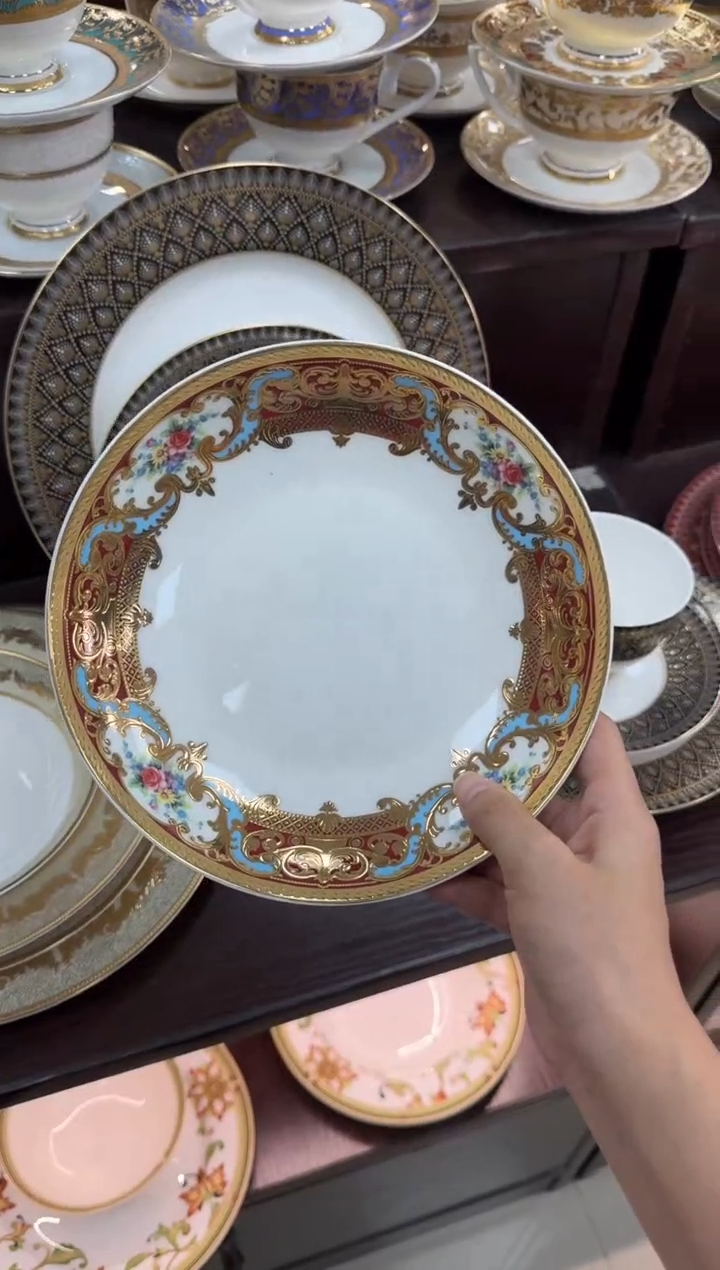 【闪购商品】瓷片8英寸菜盘福利款 微瑕 只有一个！！