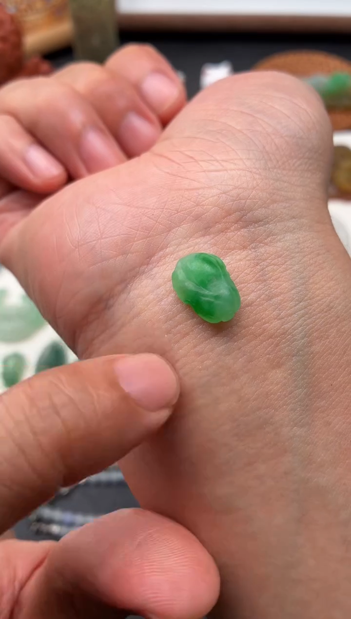 未镶嵌定制翡翠翡翠