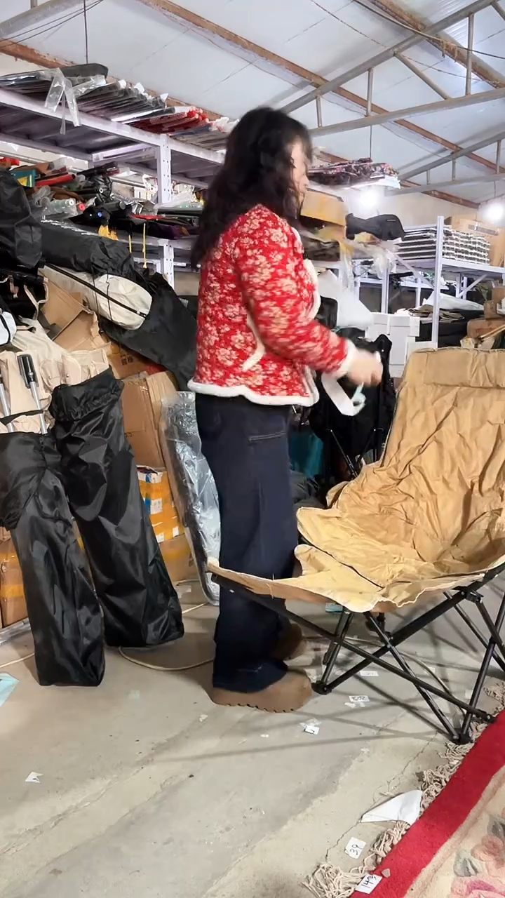 铁瑕疵不售后椅子 22    布面脏
