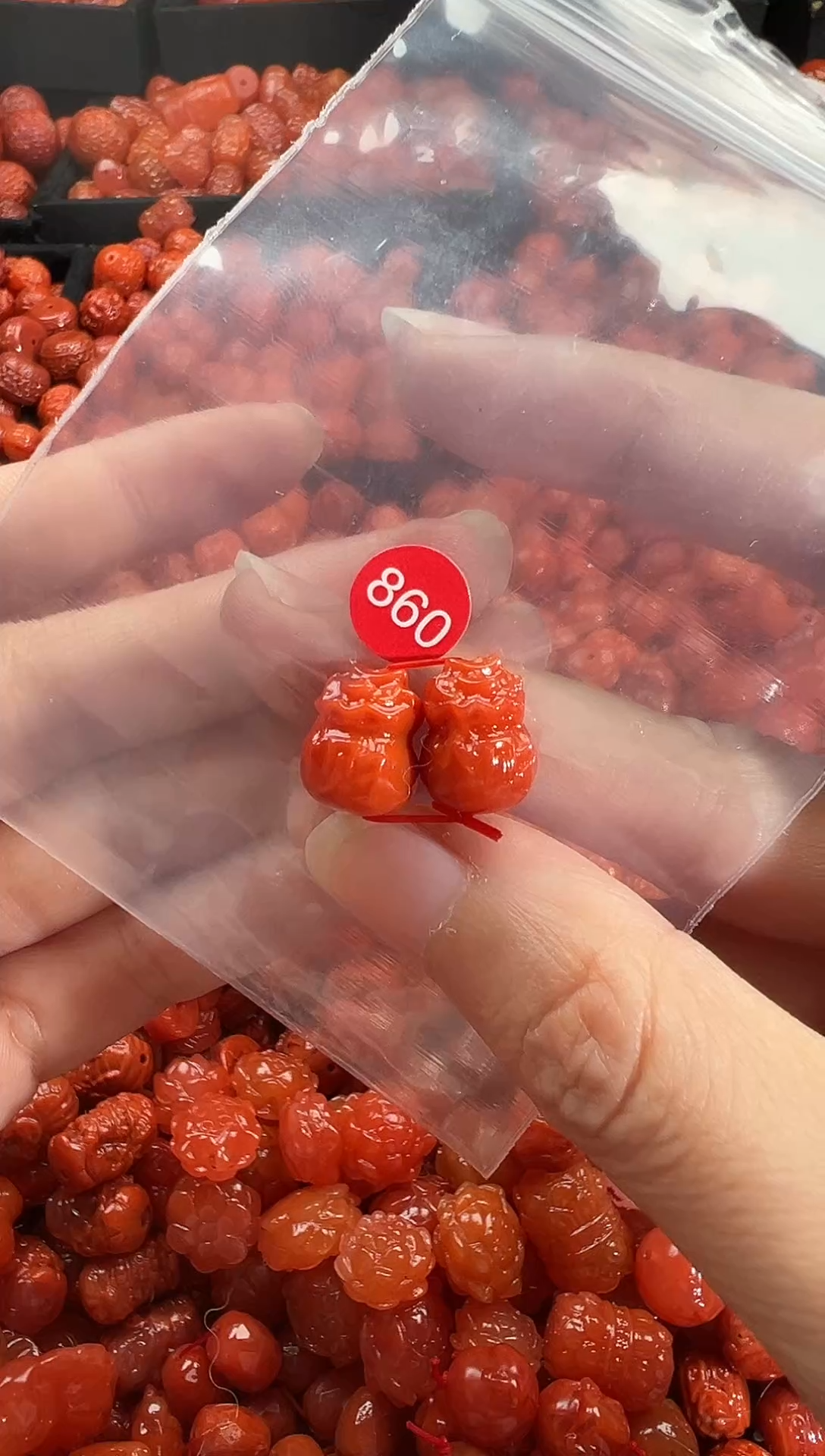 颈饰未镶嵌南红玛瑙1