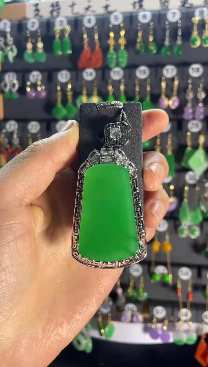 【闪购商品】翡翠颈饰银S925镶嵌212....