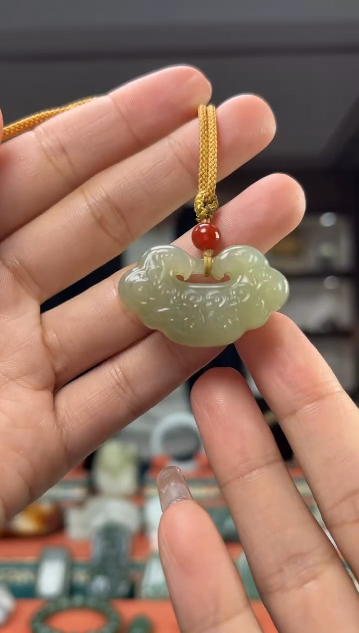 【闪购商品】和田玉颈饰未镶嵌1