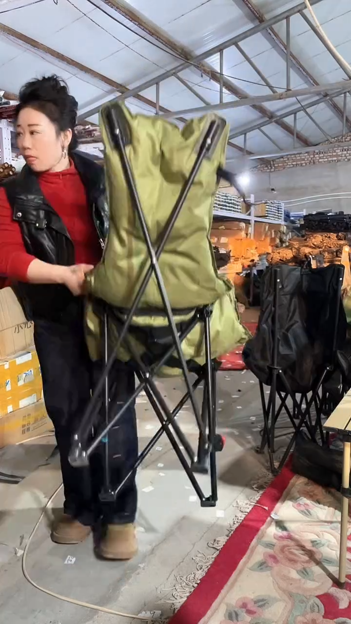 铁瑕疵不售后椅子 13