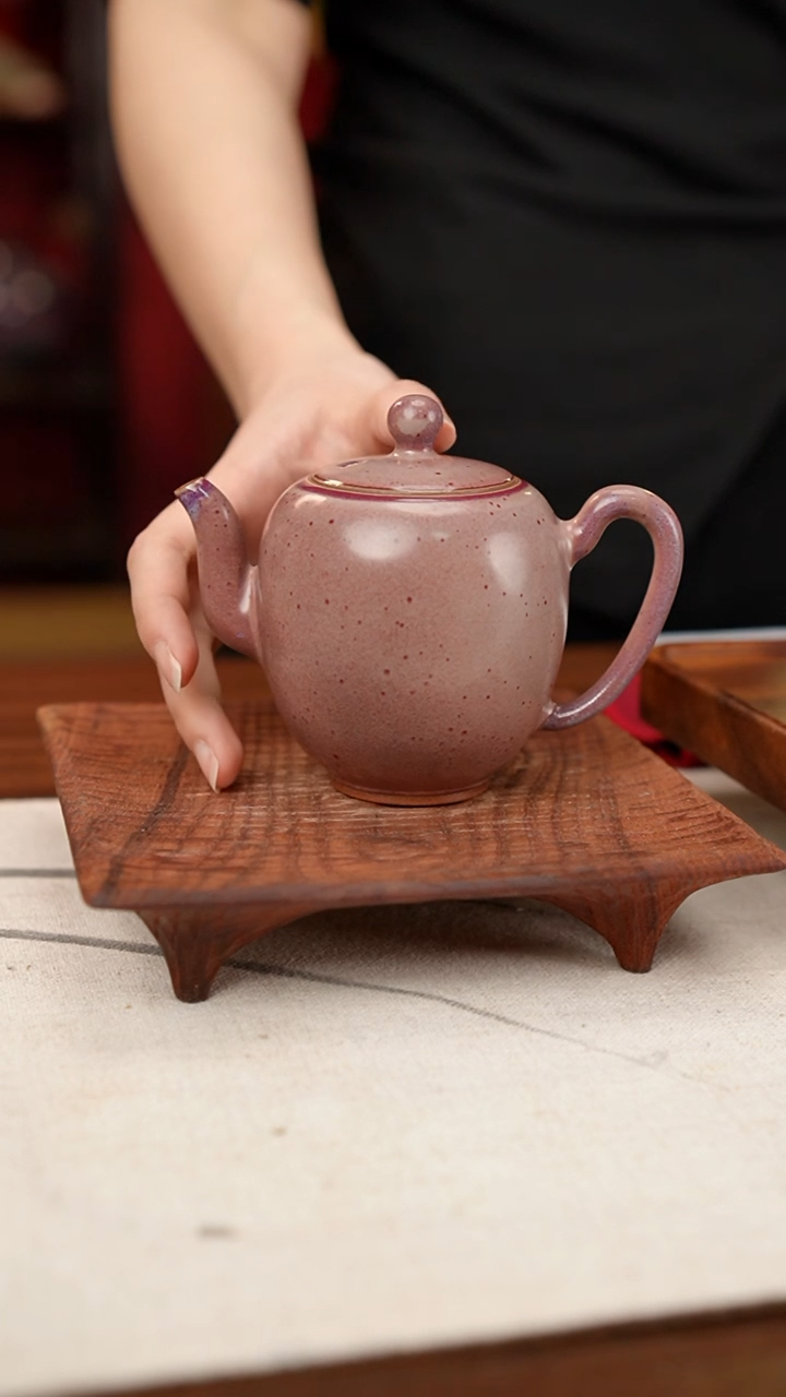 【闪购商品】摆件小师妹-钧瓷-信任