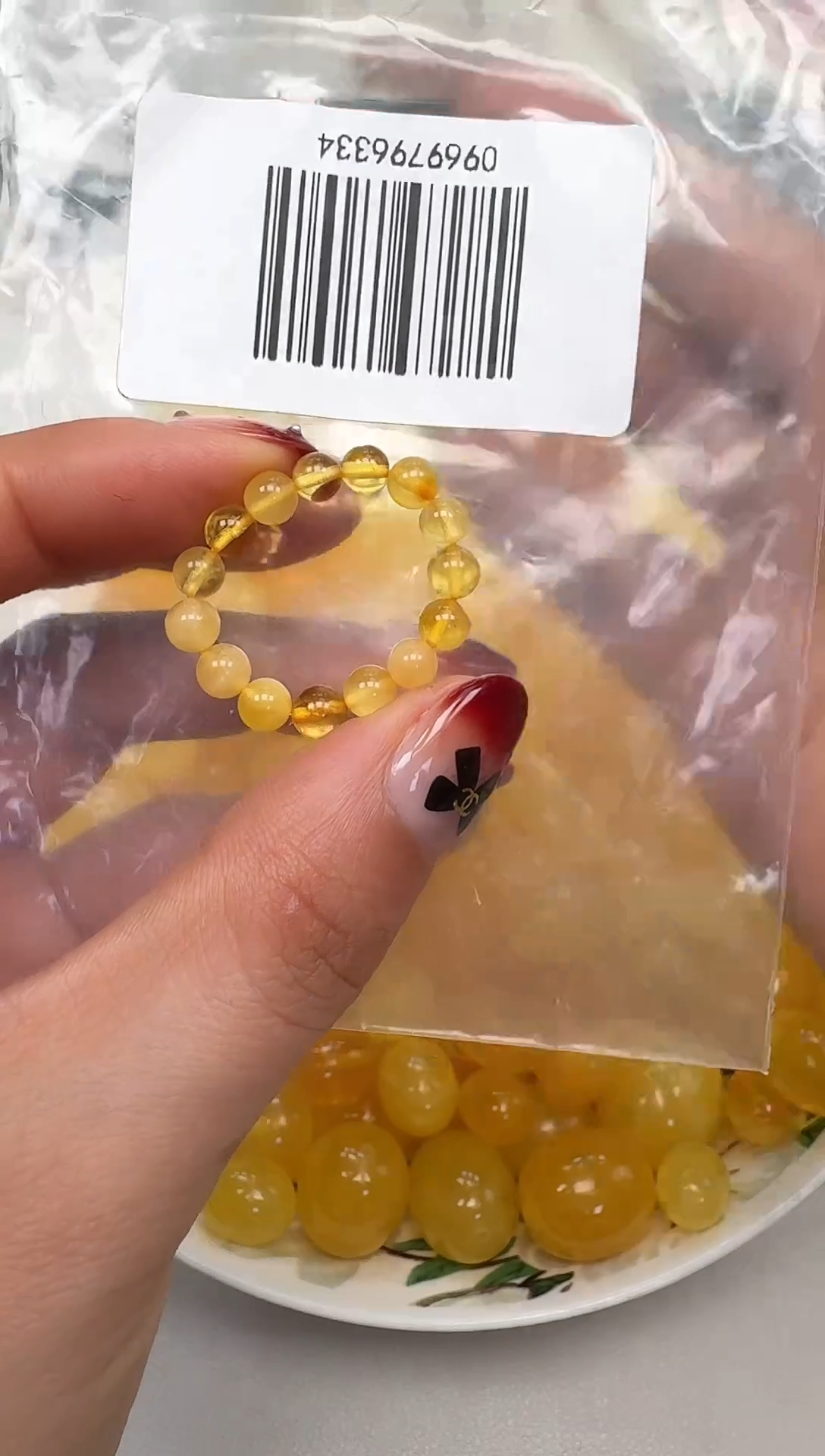 裸石琥珀未镶嵌如图微瑕