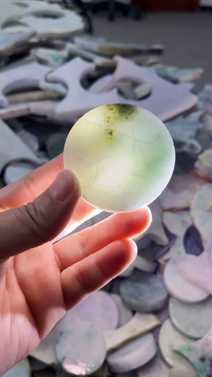 【闪购商品】翡翠挂件未镶嵌A货康壹197