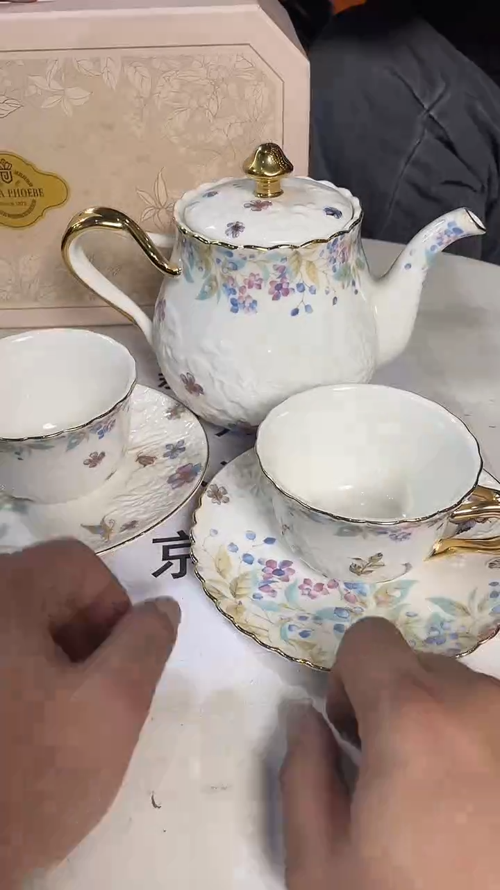 杯鸿辉家品牌瓷器，京东包邮！