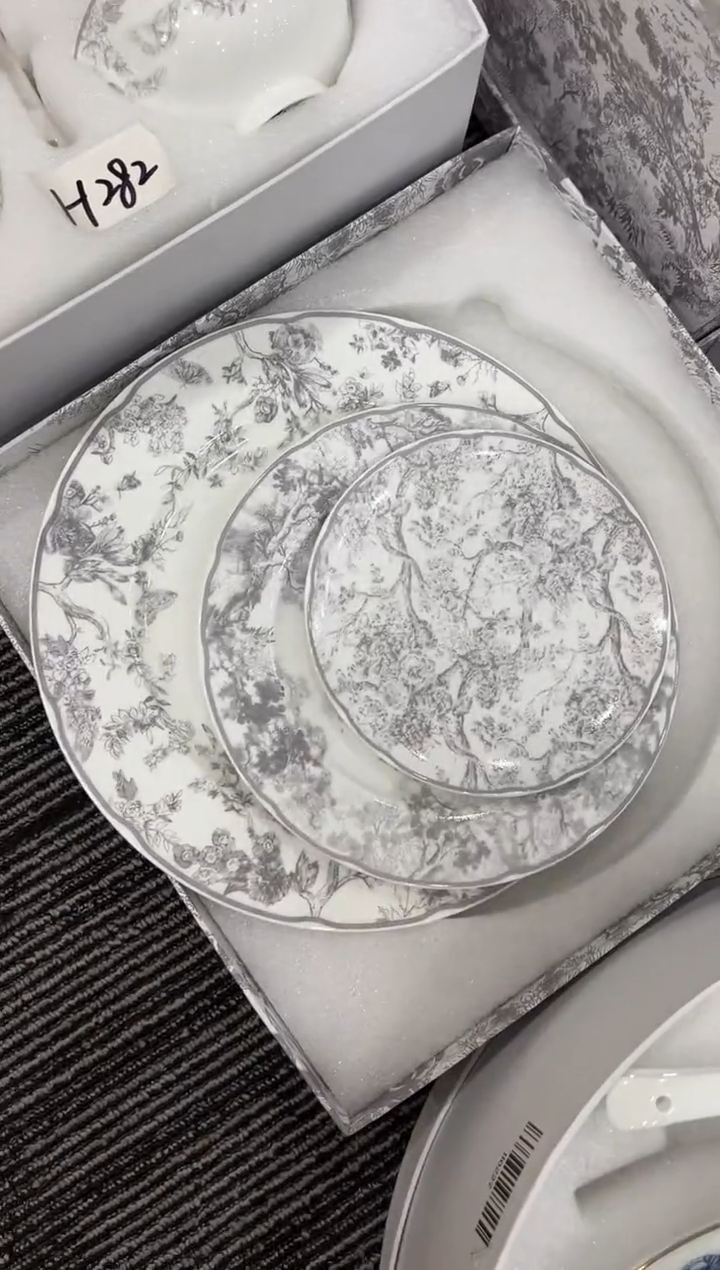 【闪购商品】杯H42--------------