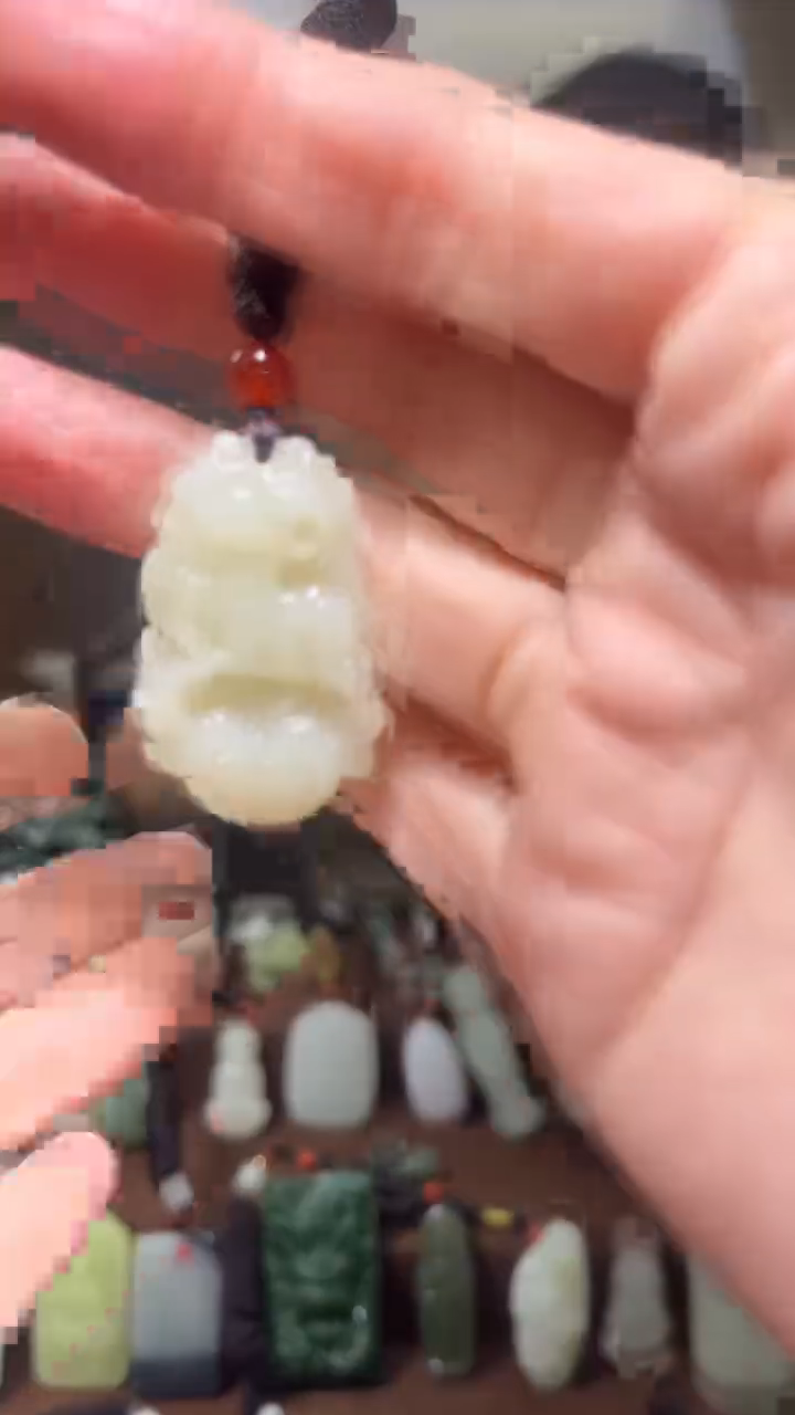 颈饰未镶嵌和田玉·