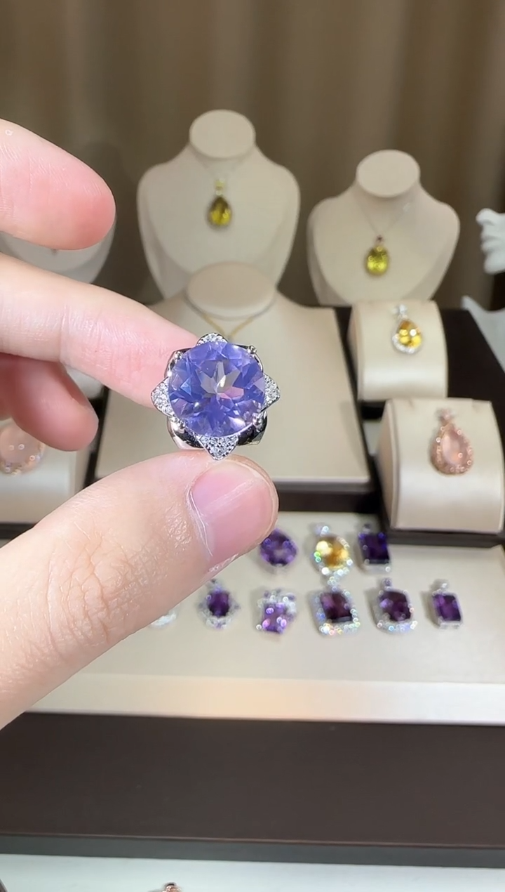 【闪购商品】水晶戒指银S925镶嵌薰衣草12mm