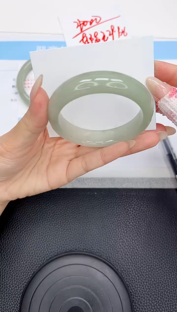 石英质玉手镯未镶嵌24-57.8