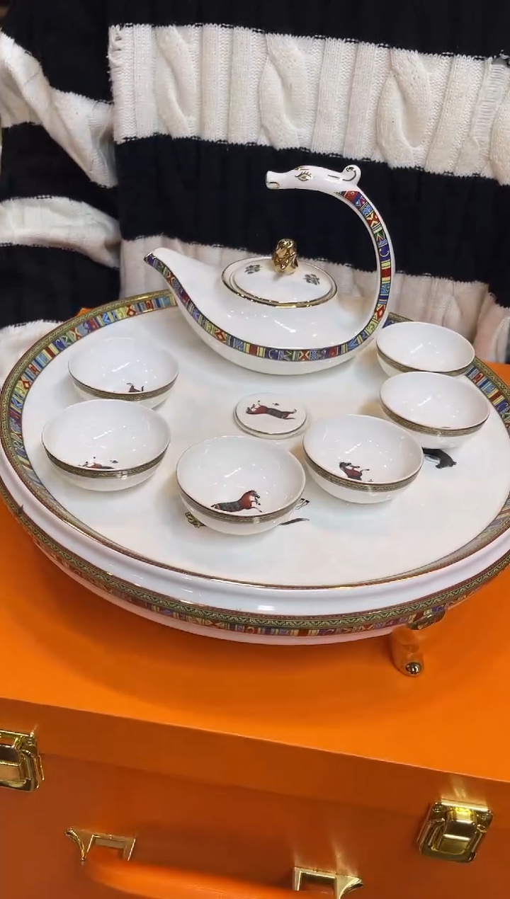 杯鸿辉家品牌瓷器，京东包邮！