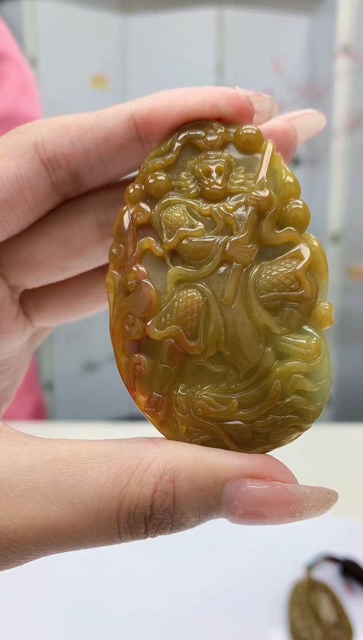 【闪购商品】定制翡翠未镶嵌4852MM-毛货挂件179