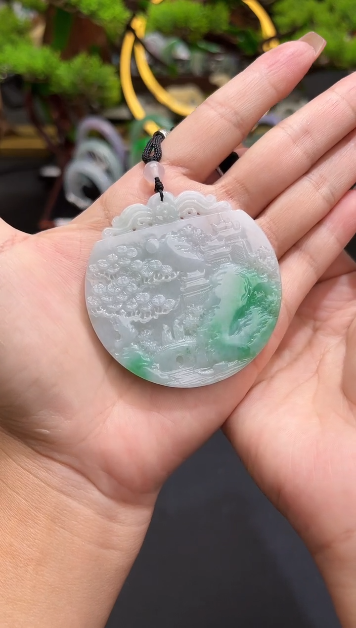 颈饰未镶嵌翡翠吊坠