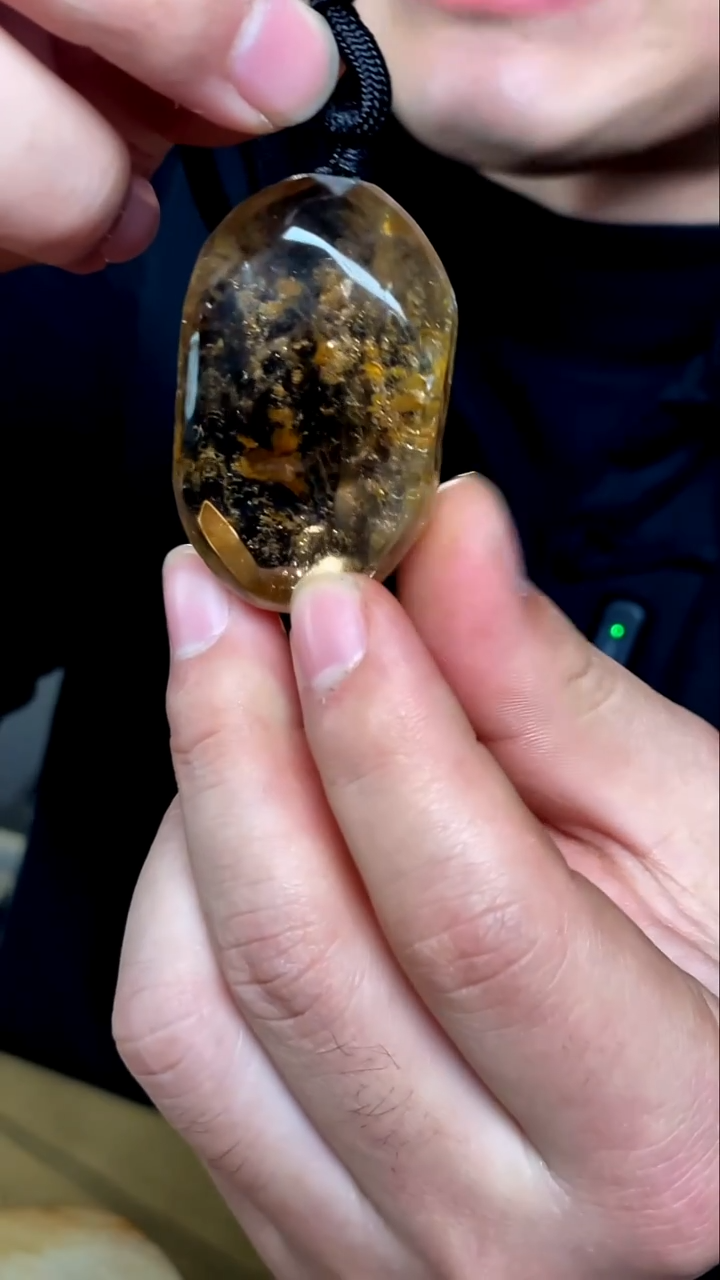 水晶摆件未镶嵌57