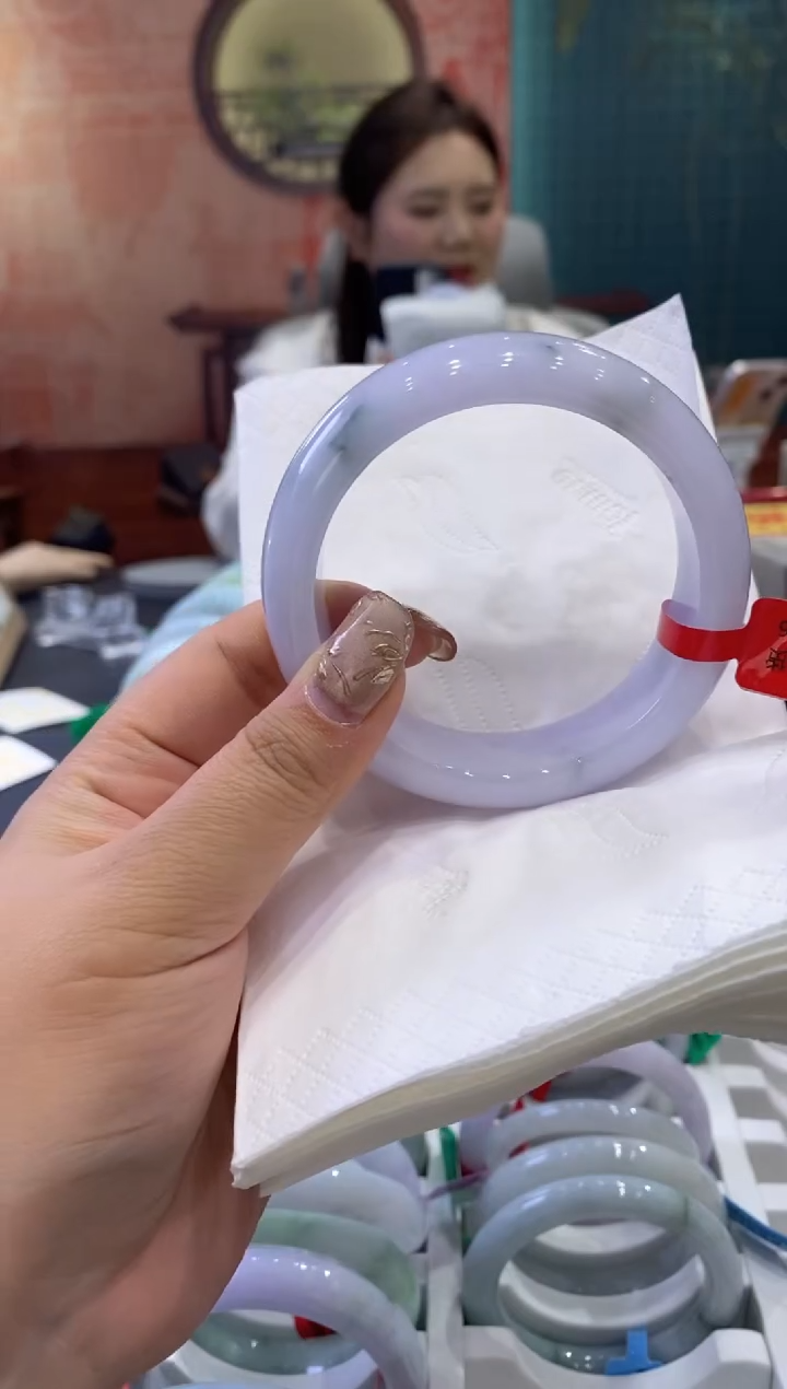 【闪购商品】翡翠手镯未镶嵌多人011477