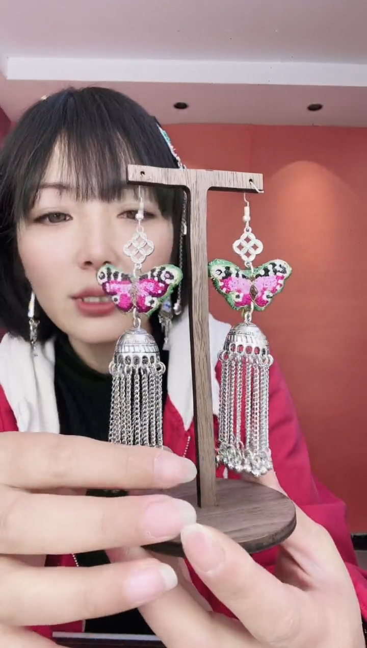 【闪购商品】织绣非遗手工刺绣耳环