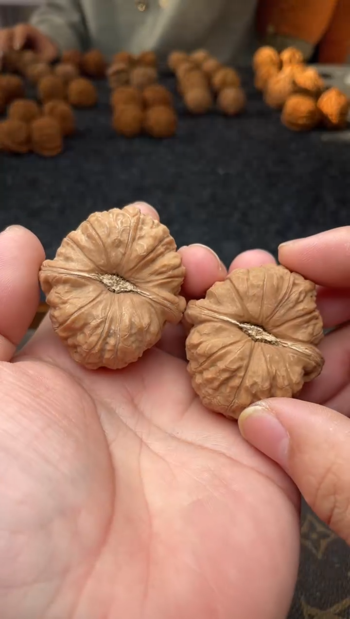 把件文玩核桃B  83号  44  尺 南瓜墩