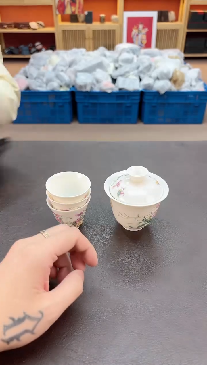 【闪购商品】摆件瓷SC1111111111111