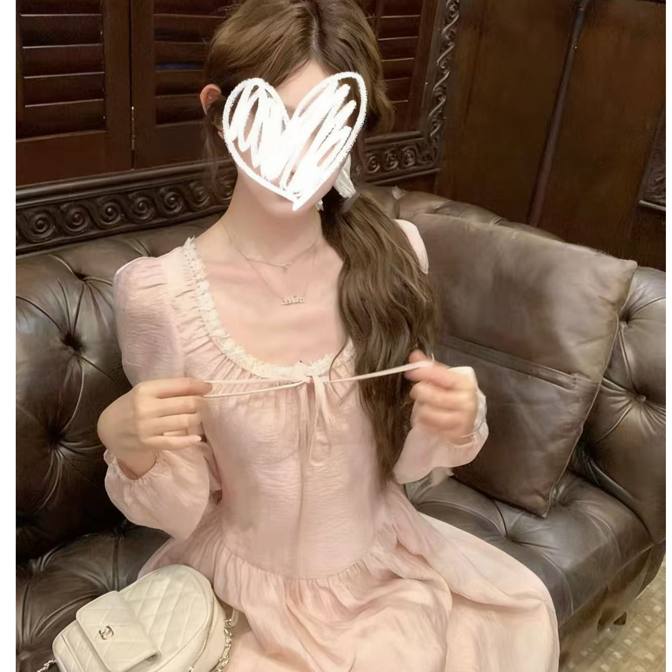 2025宫廷风长袖U型领秋季法式连衣裙纯欲风套头优雅长裙