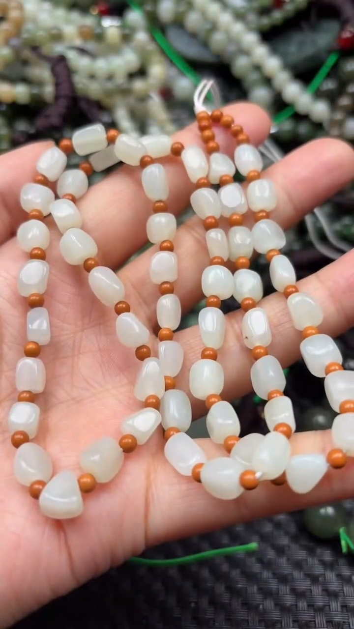 【闪购商品】和田玉颈饰未镶嵌.