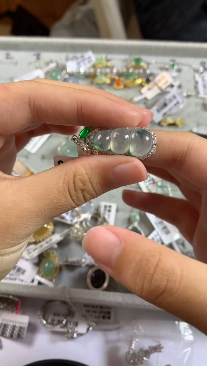 银S925镶嵌戒指翡翠傲**霜吊坠