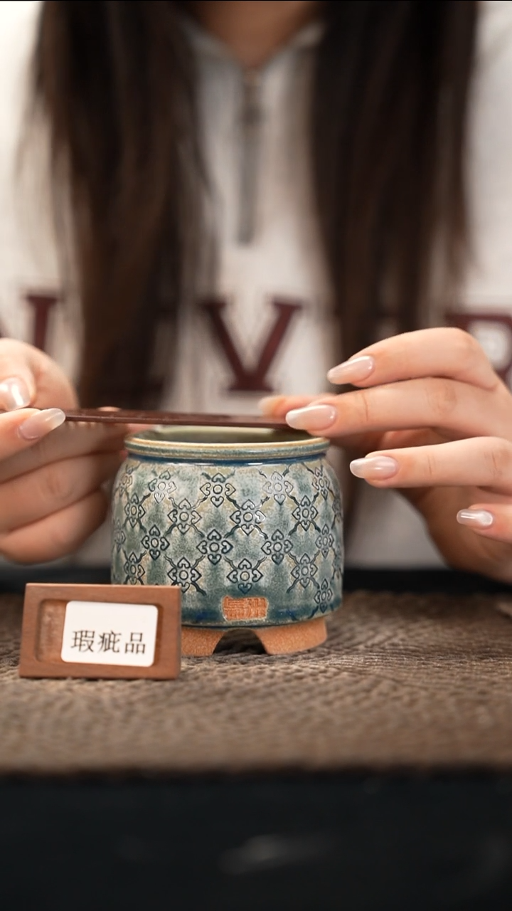 口径6花盆-12-10-279特默认有瑕