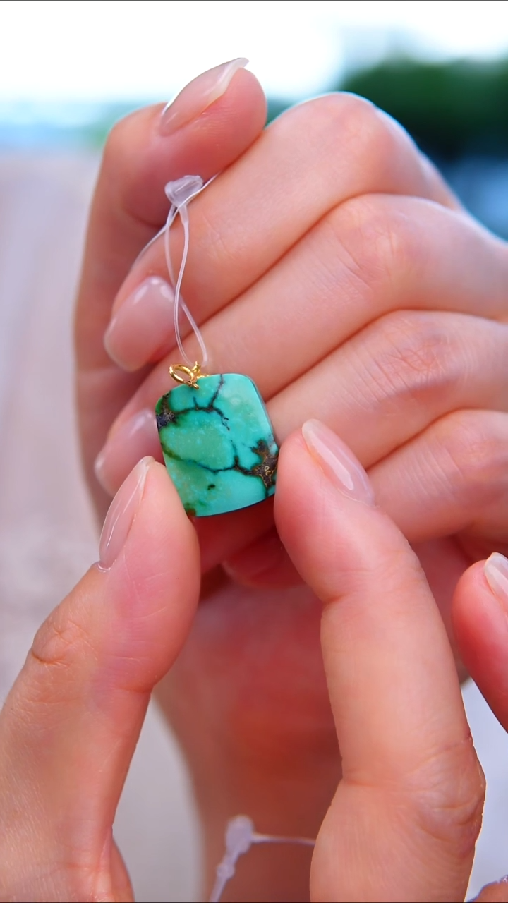 绿松石18K金镶嵌吊坠(赠链)1