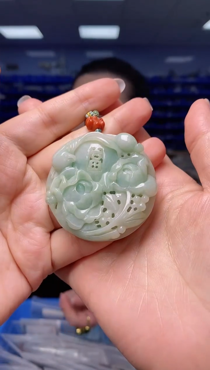 【闪购商品】翡翠颈饰未镶嵌   G08073