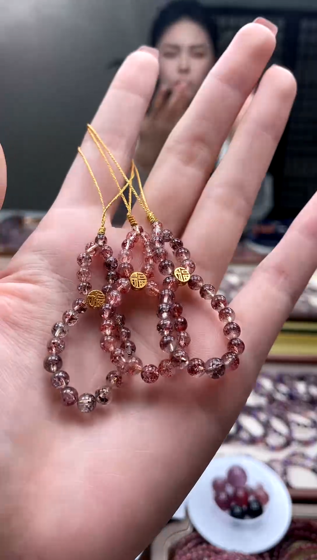 未镶嵌车挂水晶【迎迎甄选】超七金草莓手机挂   多样性发一