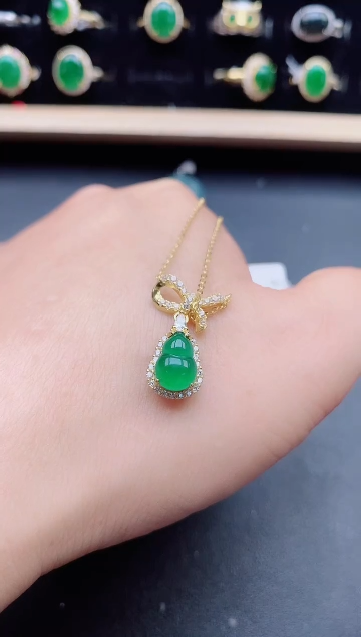 翡翠银S925镶嵌吊坠(赠链)321321