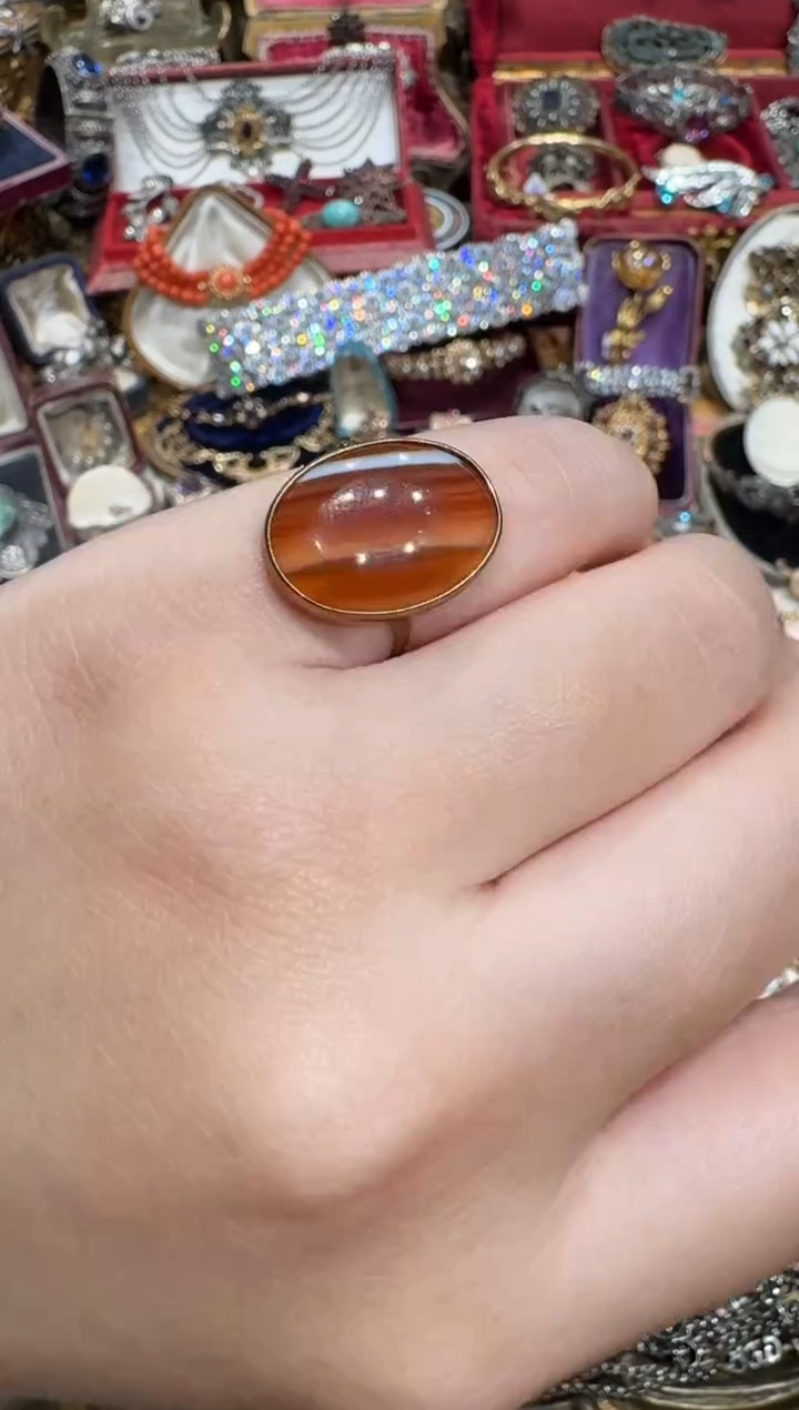 无无9ct金标，镶嵌玛.瑙，9#