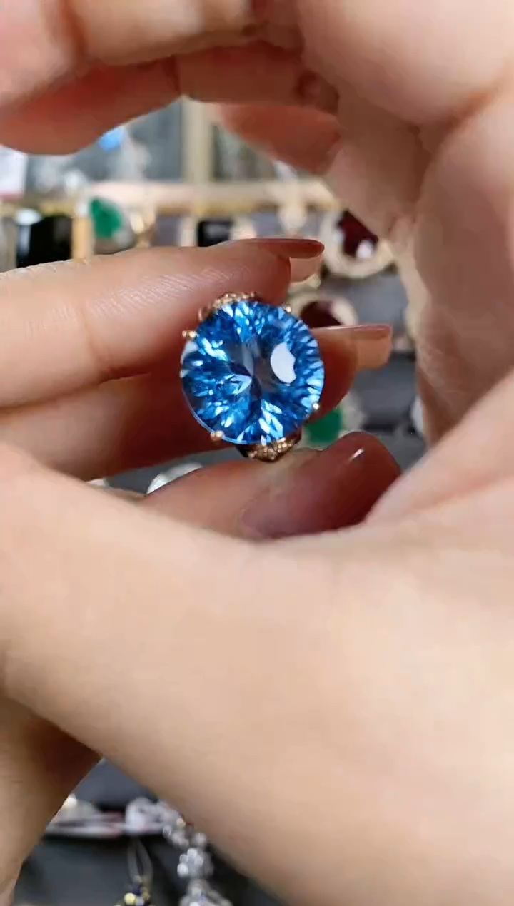 【闪购商品】托帕石戒指18K金镶嵌18K金镶嵌托帕石戒指