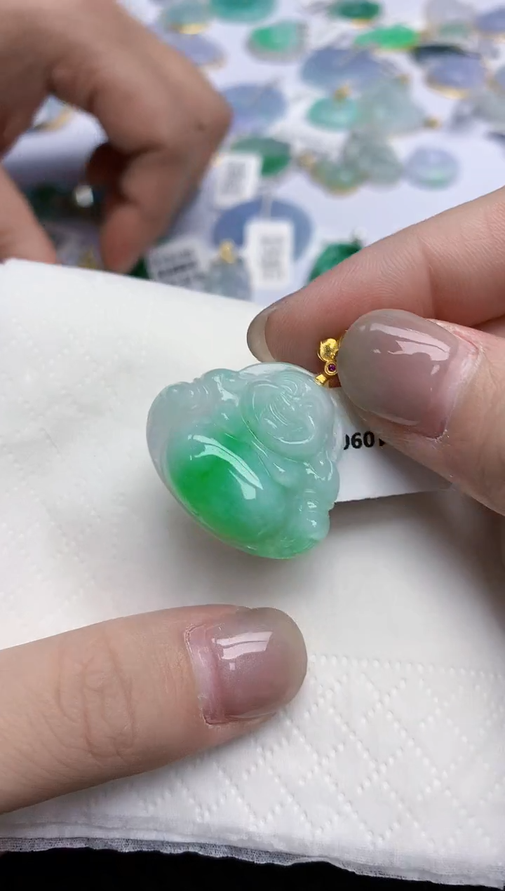 【闪购商品】翡翠颈饰18K金镶嵌天然翡翠A货