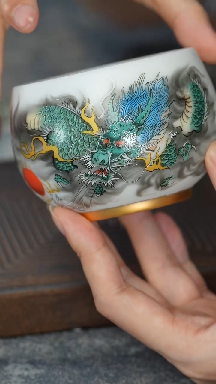 【羊脂玉龙马精神罗汉杯】【12西泠礼盒】