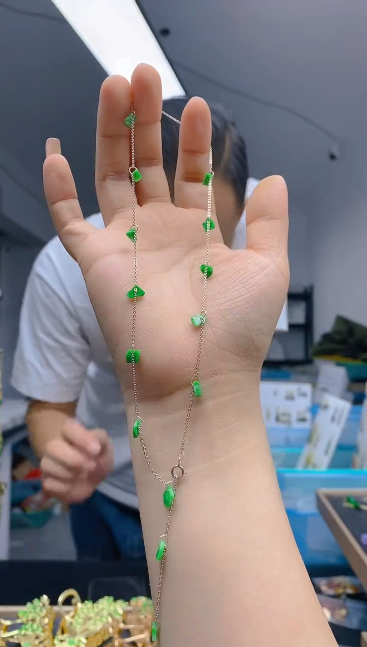 【闪购商品】翡翠耳饰银S925镶嵌351翡翠锁骨链