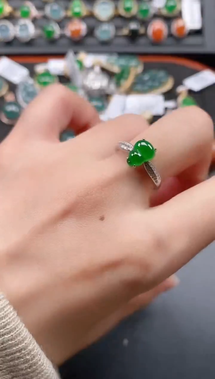 银S925镶嵌戒指翡翠1111