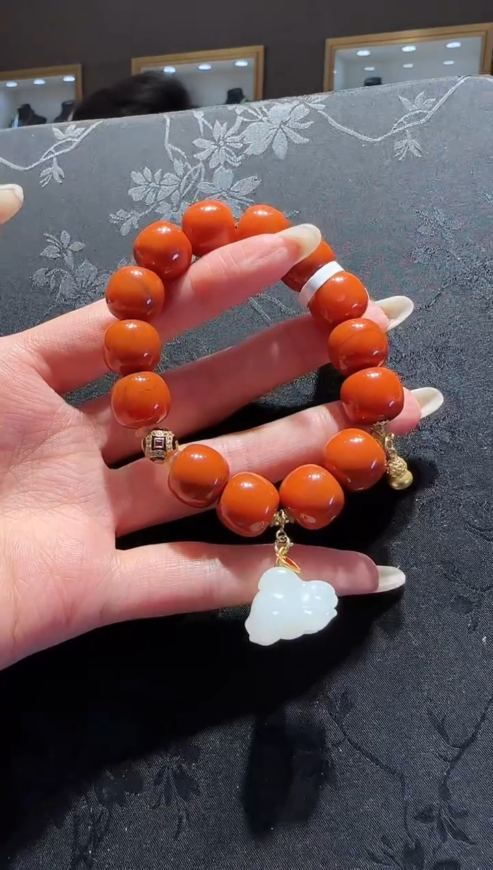 【闪购商品】南红玛瑙手串合金南红手串设计款