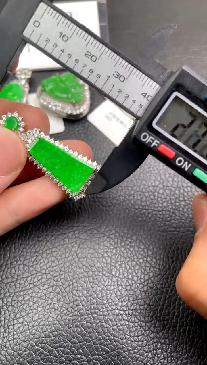 【闪购商品】翡翠吊坠(不含链)银S925镶嵌吊坠